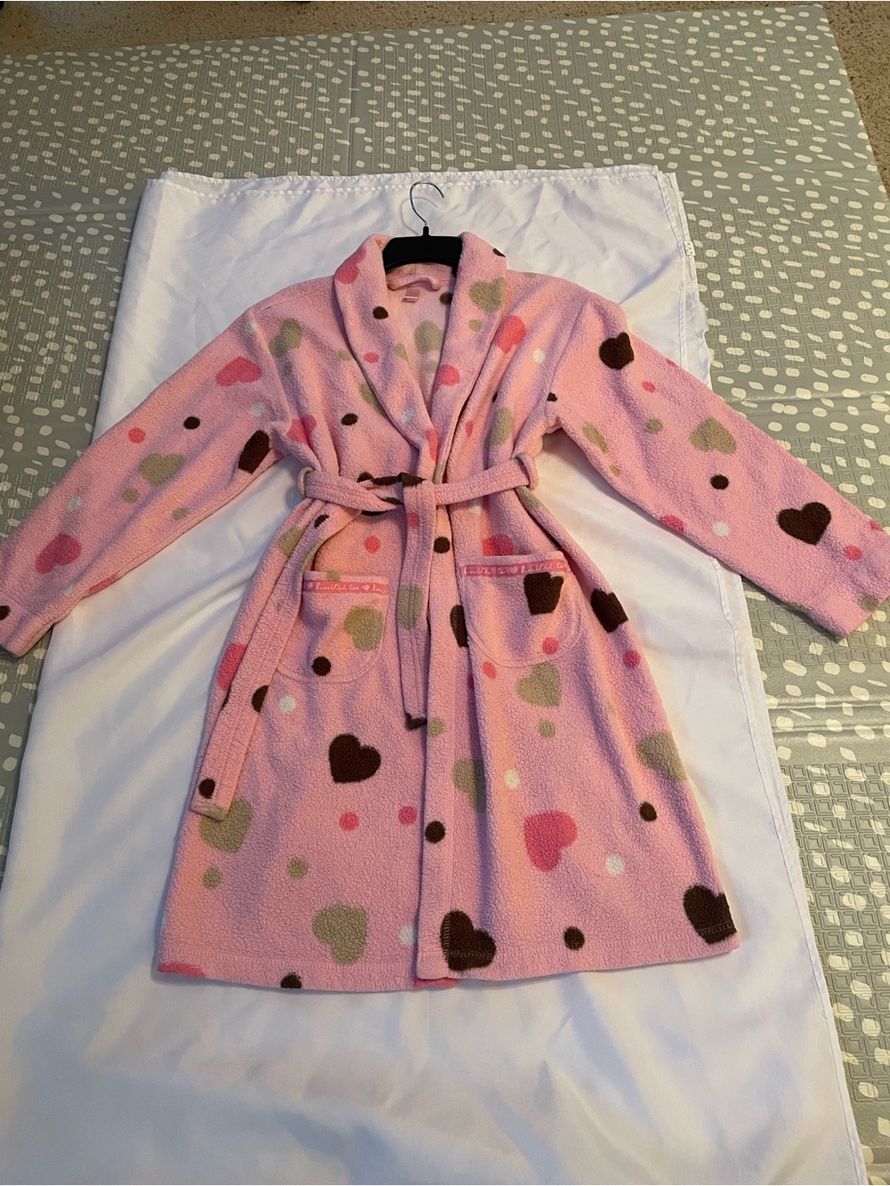 Limited Too Kids Pink Heart Print Plush Robe Tie Waist Patch Pockets Size 18/20‎
